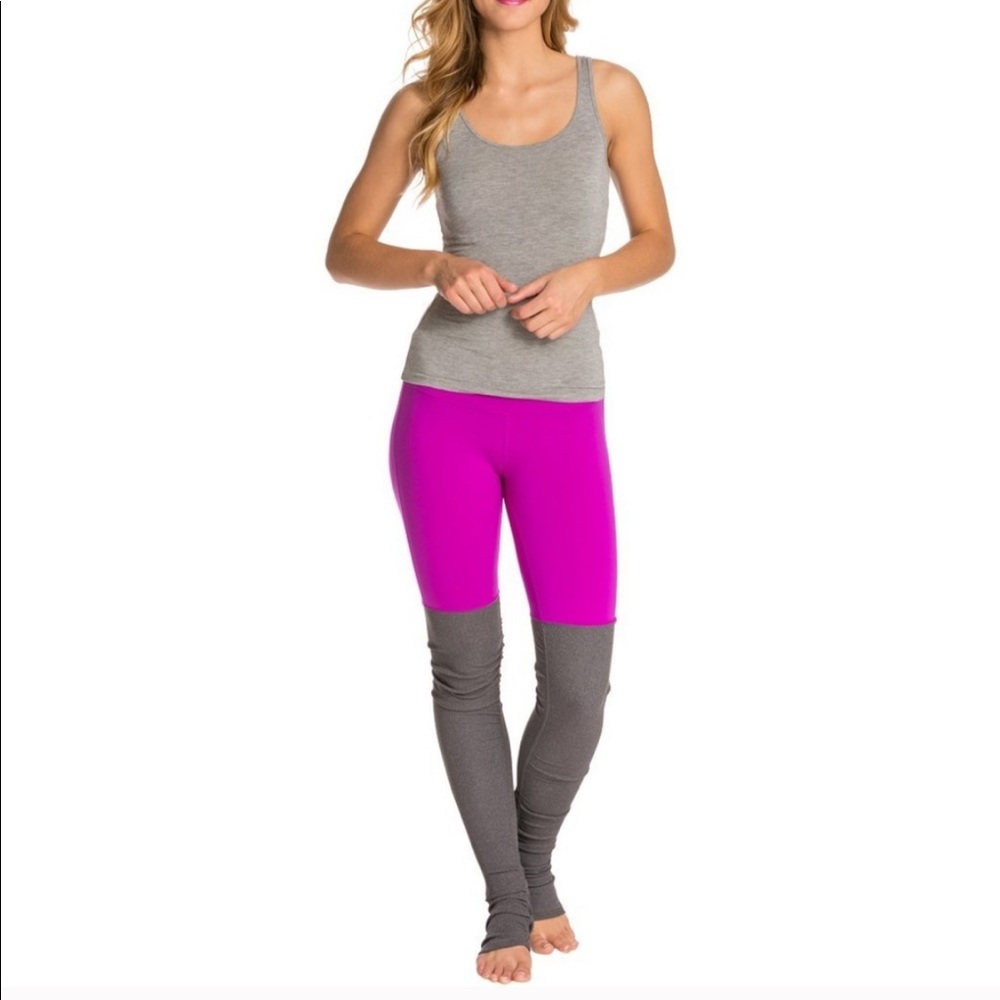 Alo goddess leggings Medium fuschia and gray